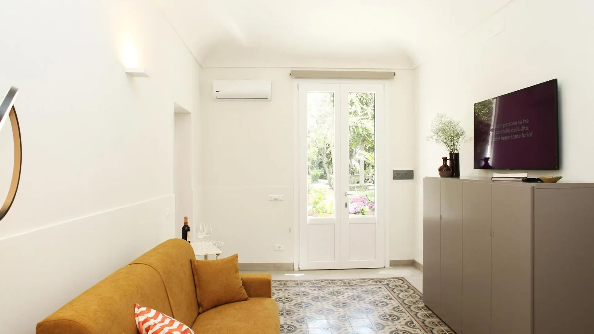 Versomare Room & Suite Valderice 0*,  Italien